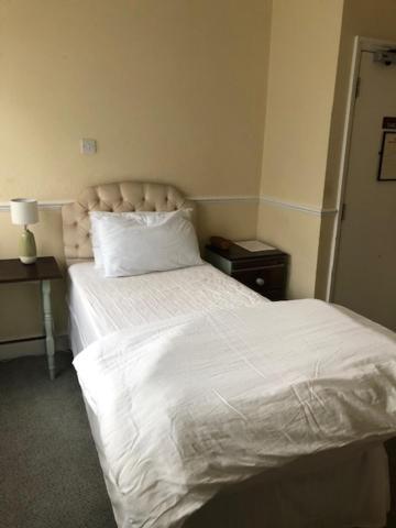 Baker Arms Hotel Hertford Ngoại thất bức ảnh